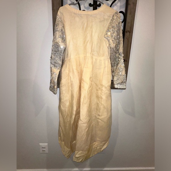 Maryum n Maria Fancy Pakistani Shalwar Kameez - Picture 4 of 6